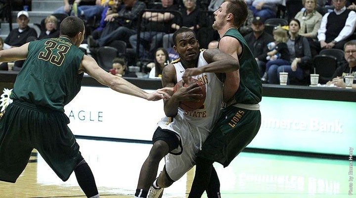 Late free throws lift FHSU past Missouri Southern