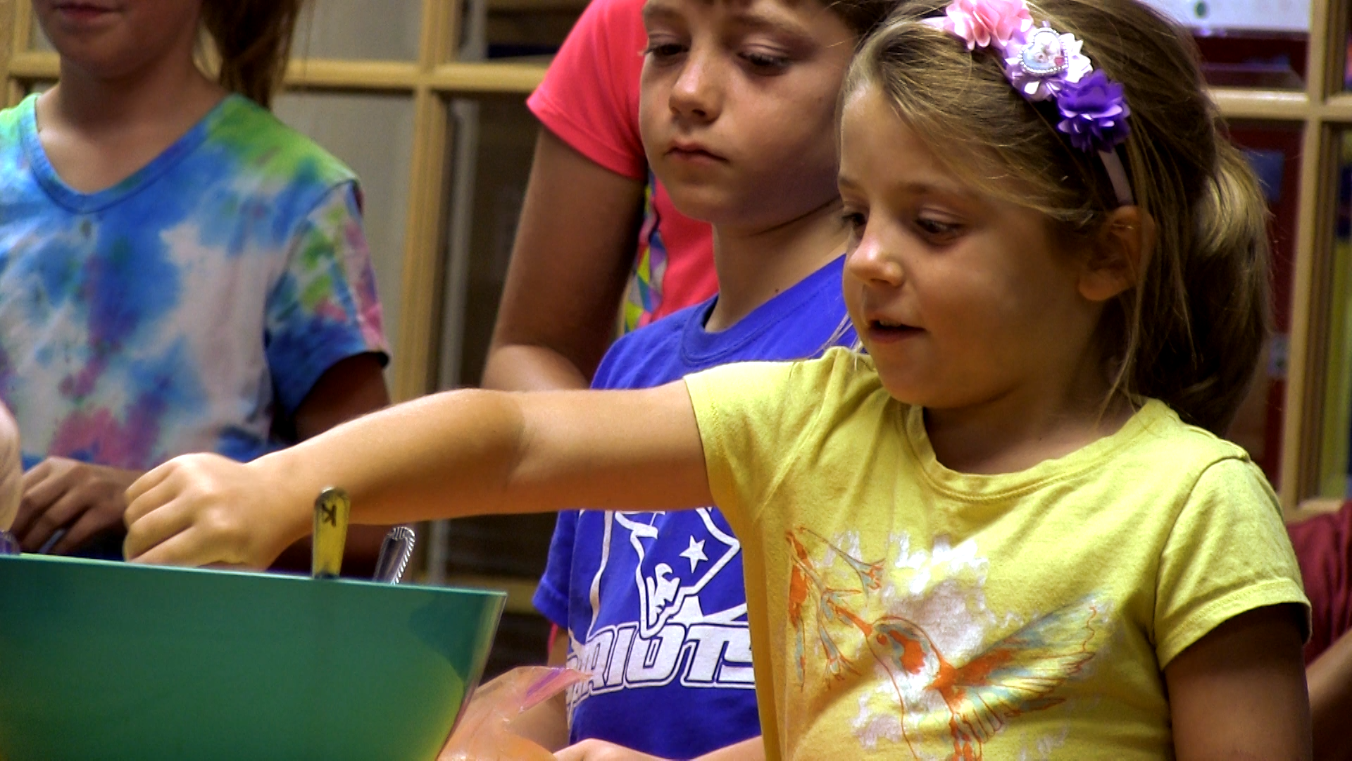 kids in the kitchen hays public library