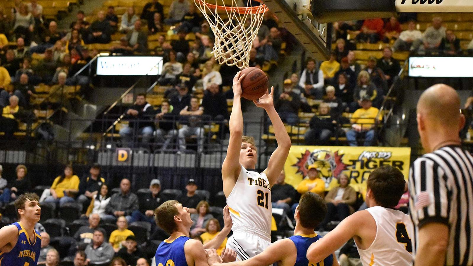 Hot shooting second half carries Tigers to win over UNK
