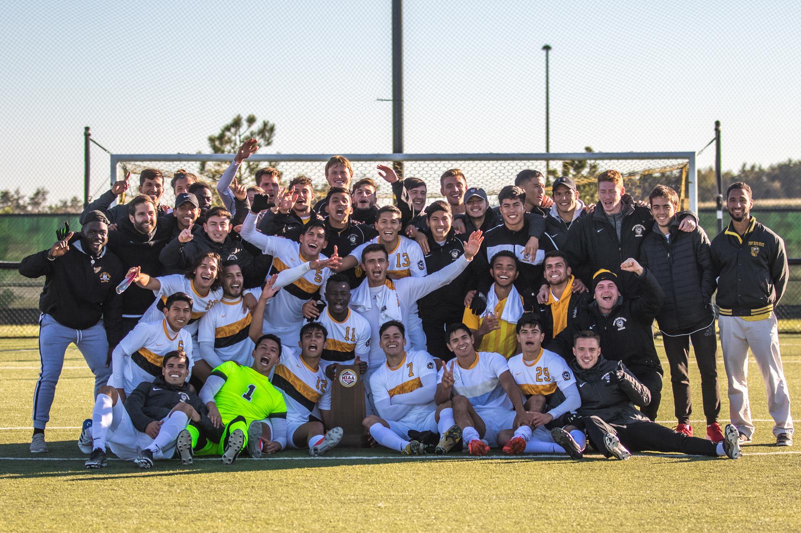 Walther’s Golden Goal gives Tigers second-consecutive MIAA men’s soccer title