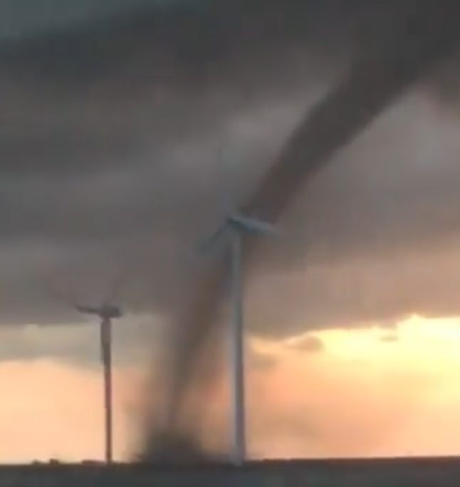dodge city tornado