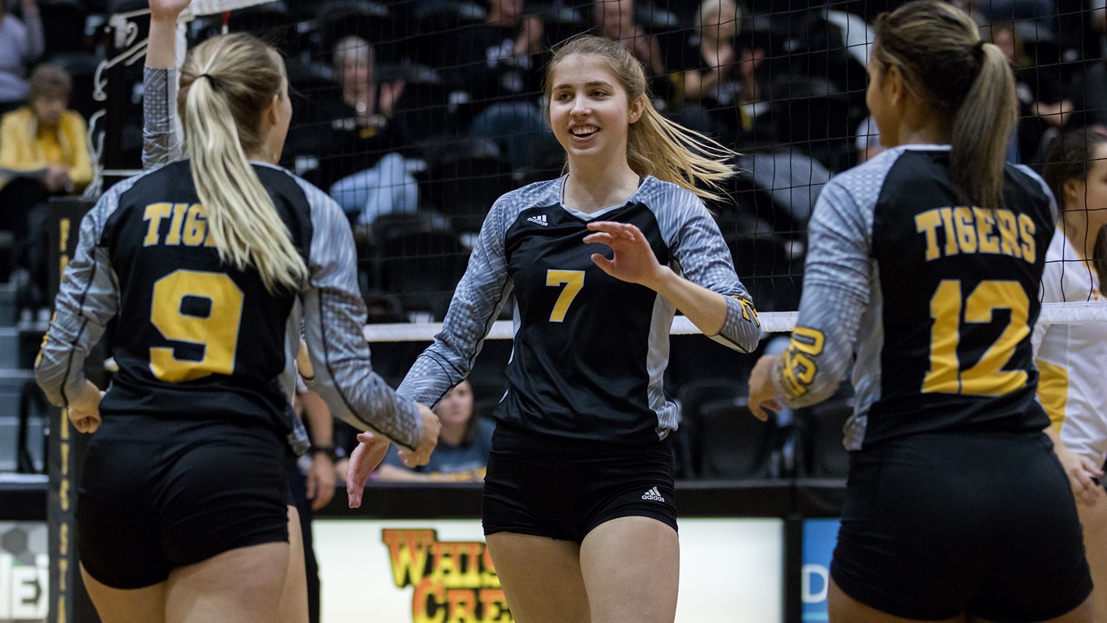 FHSU volleyball comes up short against Pitt State