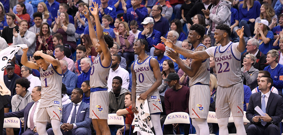 Moss leads No. 5 Kansas to romp over Monmouth